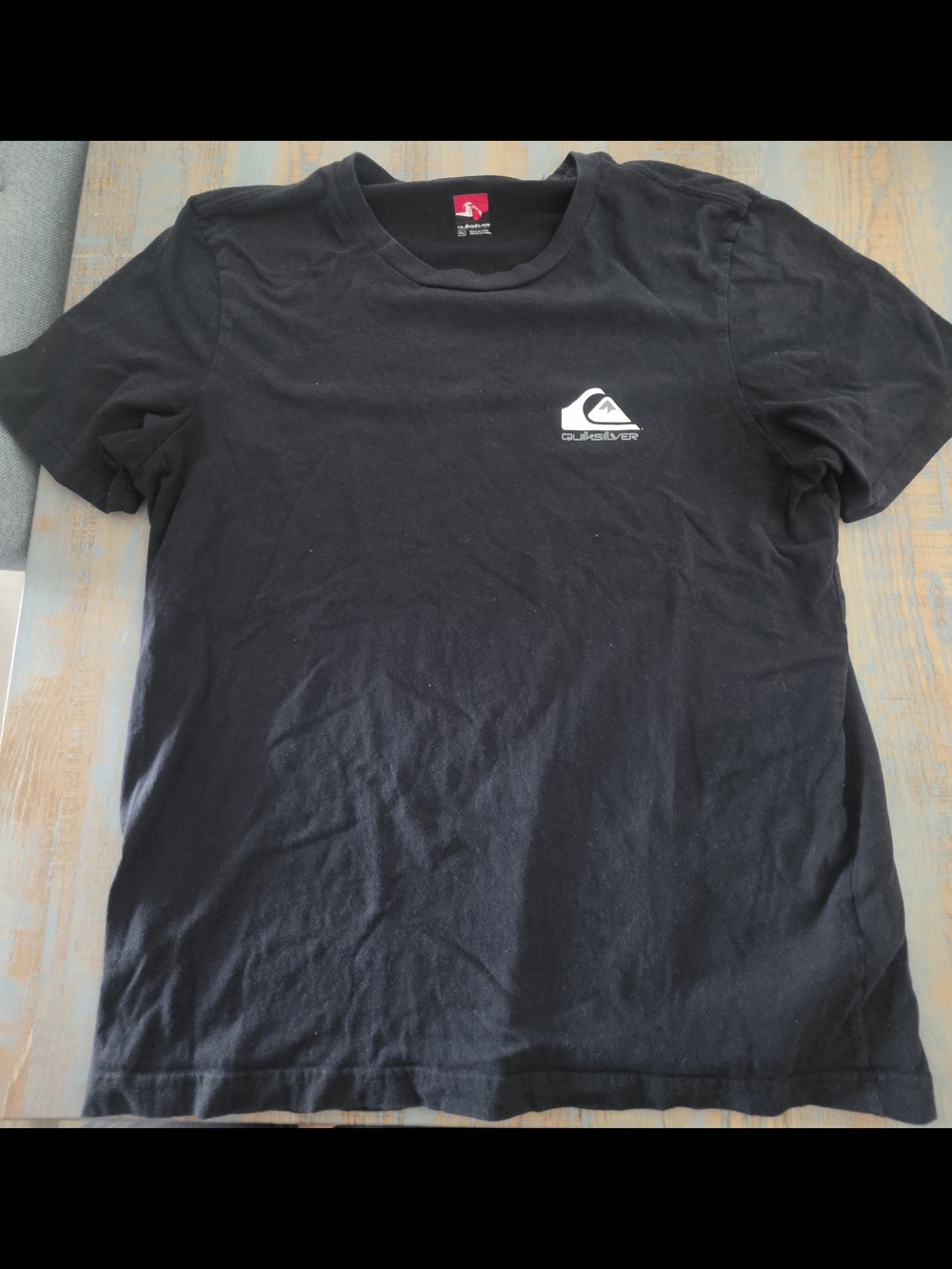 Quiksilver Men's Black Crew Neck Logo Tee